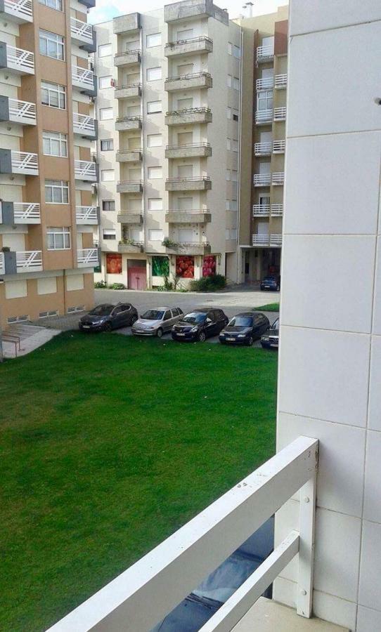 Apartamento Da Praia Da Amorosa ภายนอก รูปภาพ