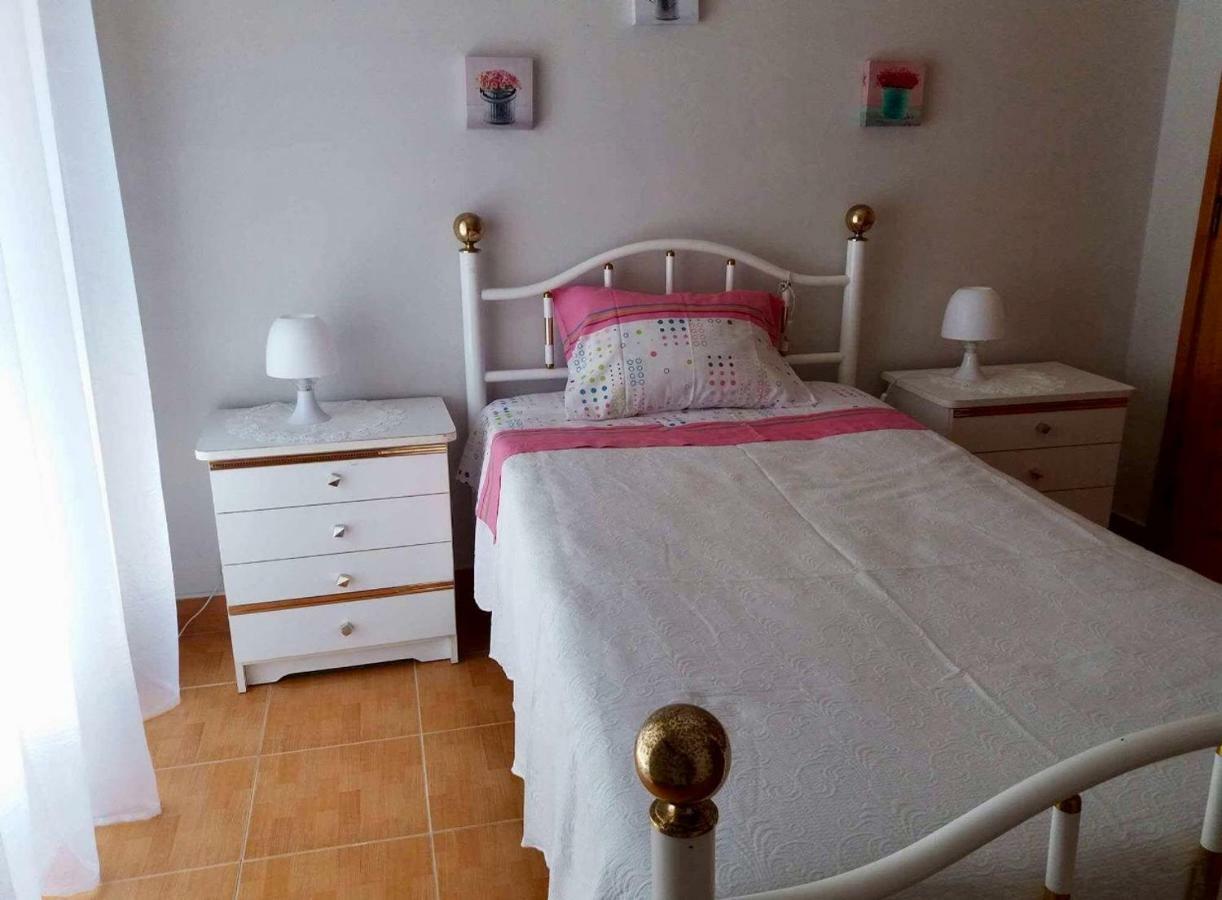 Apartamento Da Praia Da Amorosa ภายนอก รูปภาพ
