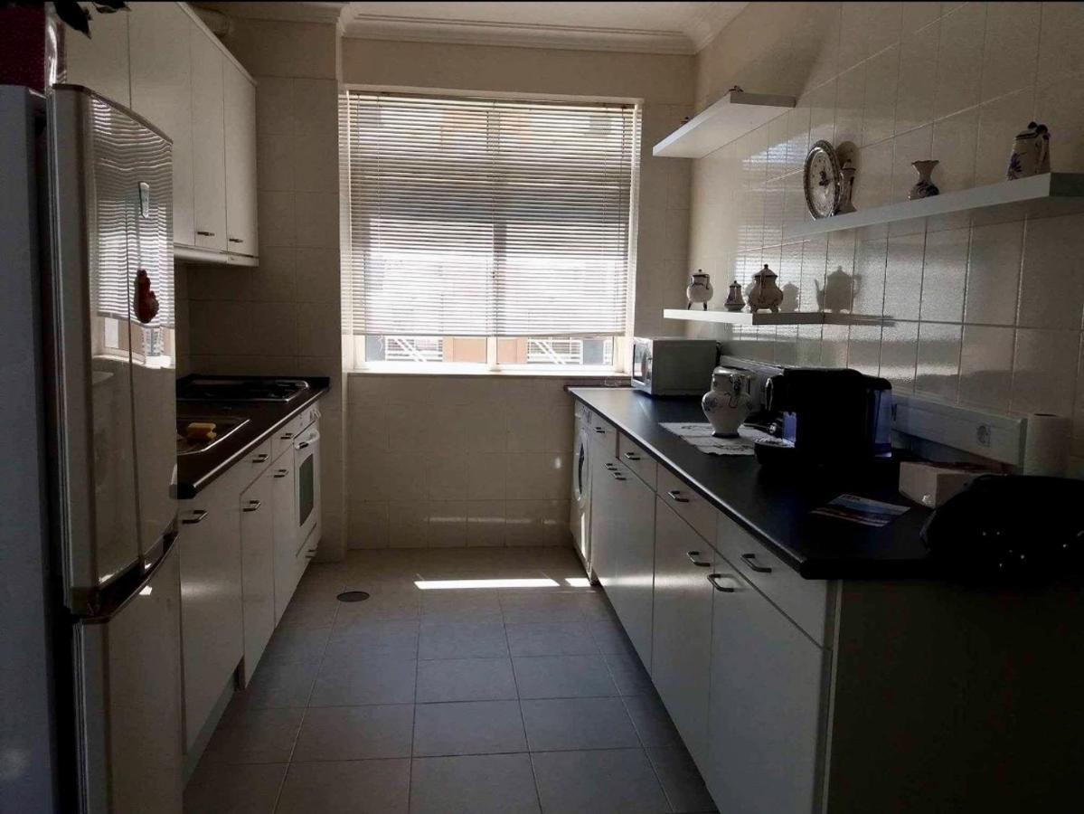 Apartamento Da Praia Da Amorosa ภายนอก รูปภาพ